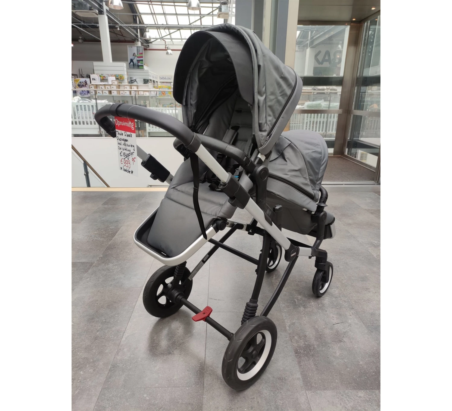 Thule Sleek Duo Kinderwagen - Showmodel 4 Thule Sleek Duo Kinderwagen - Showmodel - Afbeelding 4