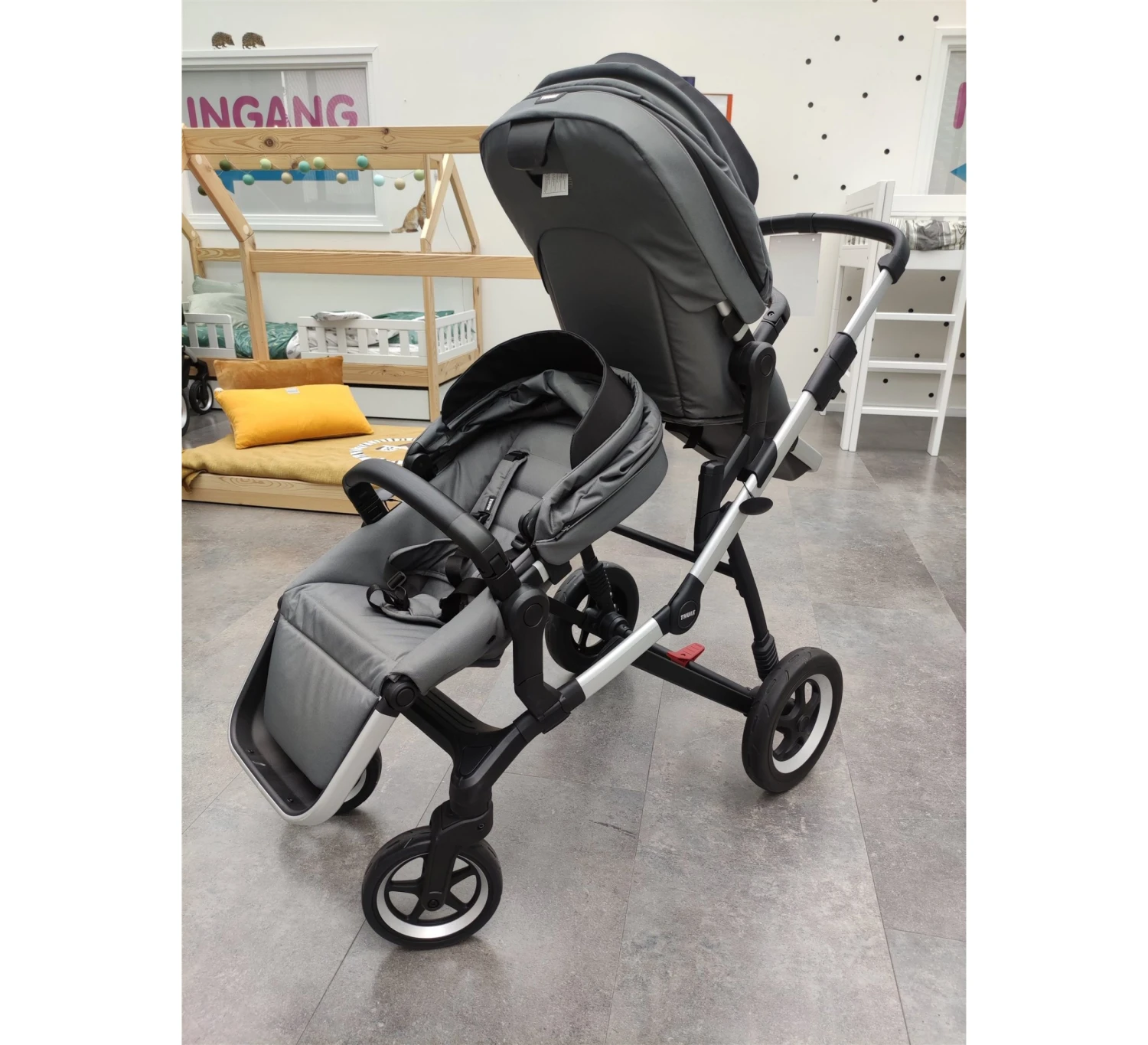 Thule Sleek Duo Kinderwagen - Showmodel 10 Thule Sleek Duo Kinderwagen - Showmodel - Afbeelding 10